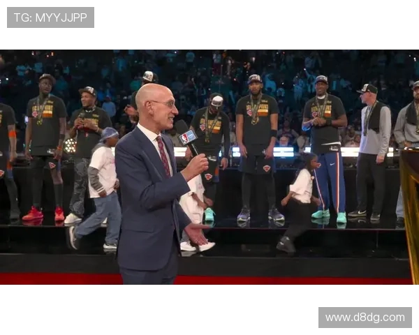 ✅体育直播🏆世界杯直播🏀NBA直播⚽- 贺一诚与澳门特区第六任行政长官候任人岑浩辉会面- sports